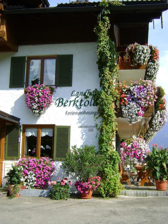 Landhaus Berktold Obermaiselstein Exterior foto